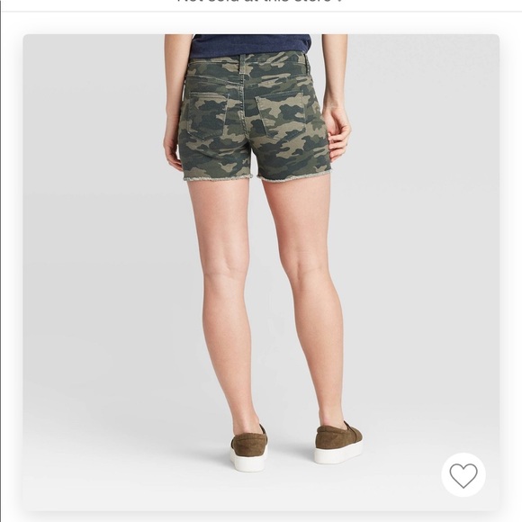 Target camo Jean shorts - Picture 6 of 6